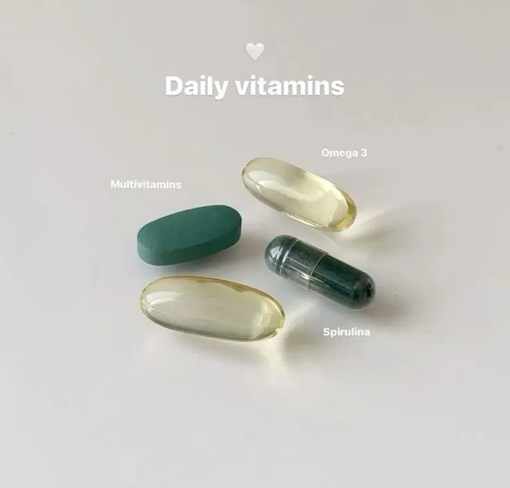 Daily vitamins capsules